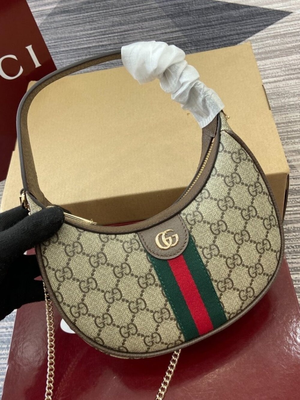 Gucci Ophidia small shoulder bag